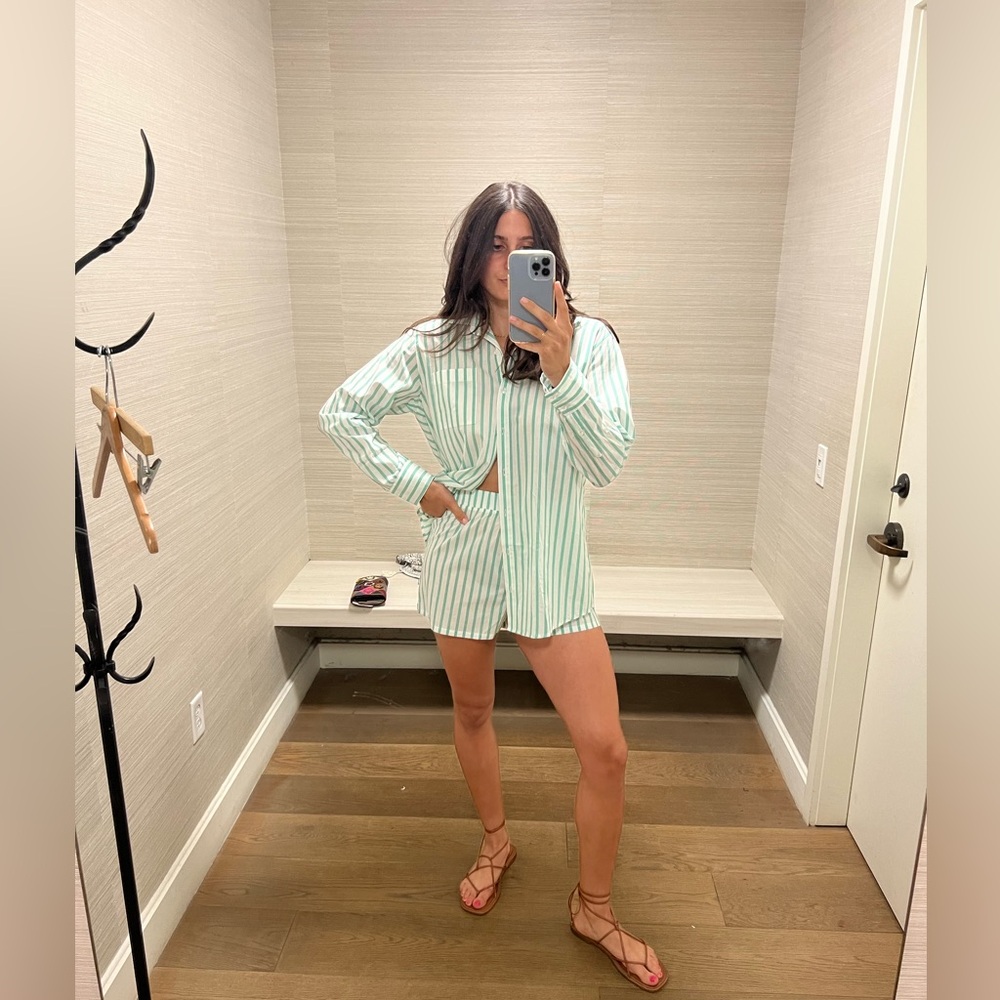 Z supply striped set